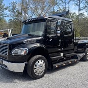 2008 FREIGHTLINER M2 106