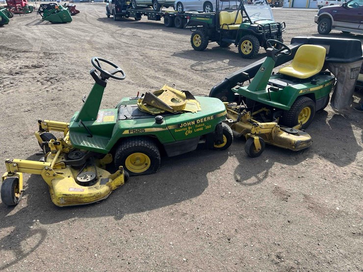 john-deere-525-image-16