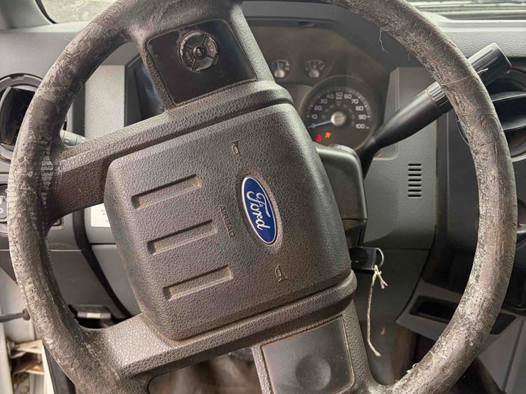 2013-ford-f450-image-12