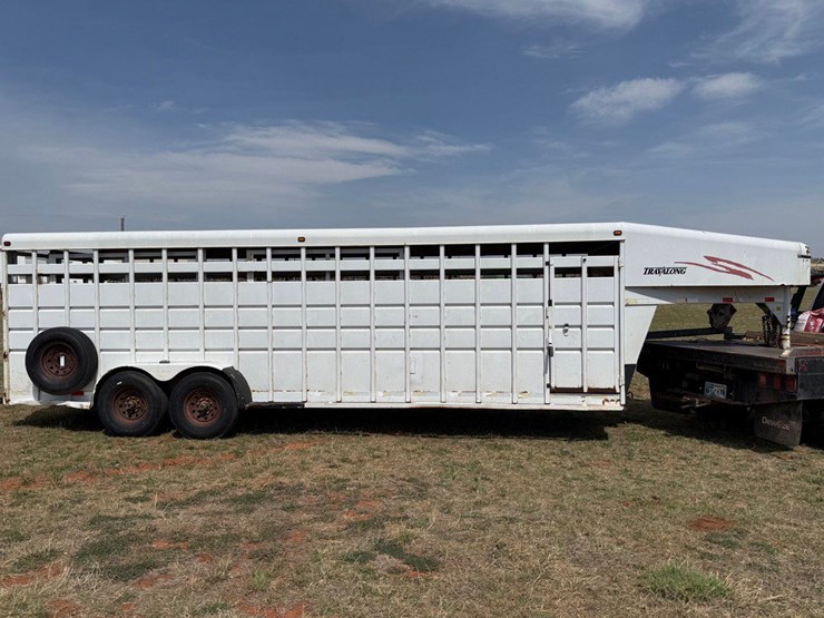 2002-travalong-livestock-trailer-image-2