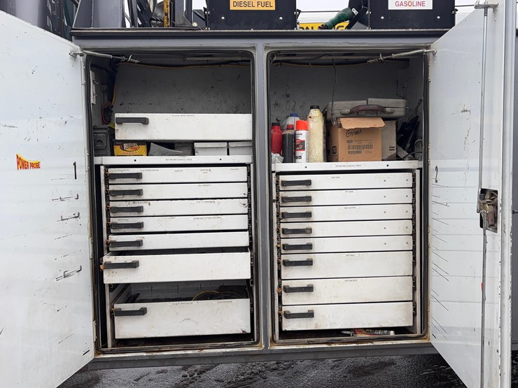 2014-peterbilt-389-image-26