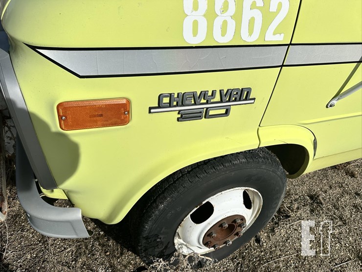 1985-chevrolet-g30-image-2