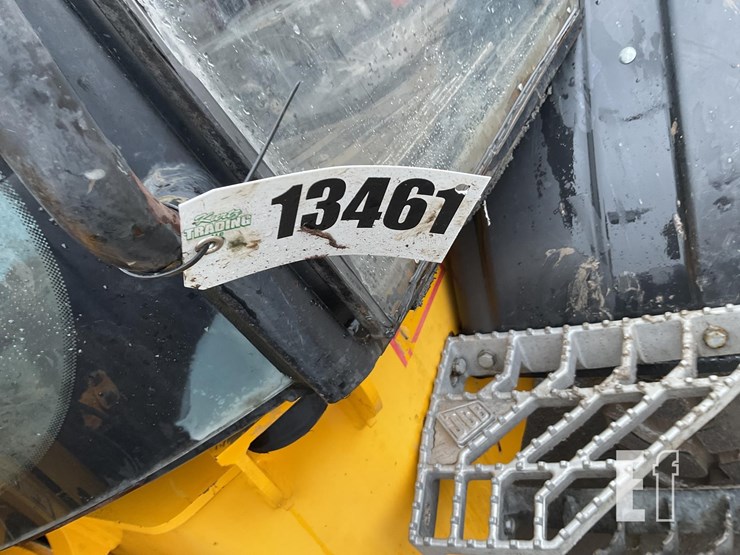 2010-jcb-409-image-18