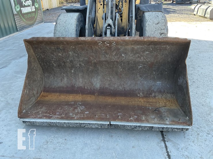 2016-volvo-l45h-image-9