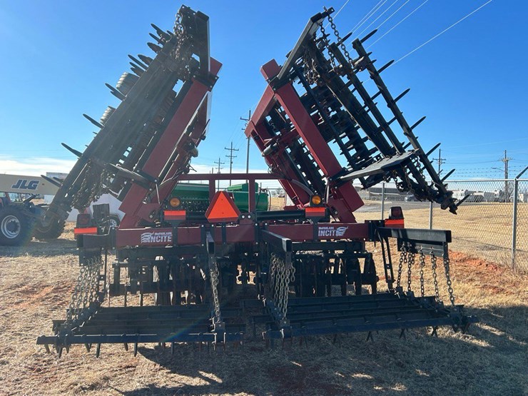 2019-mcfarlane-incite-5124-image-4