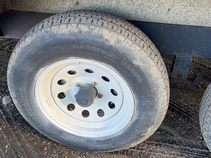 1997-gulf-stream-camper/office-image-10