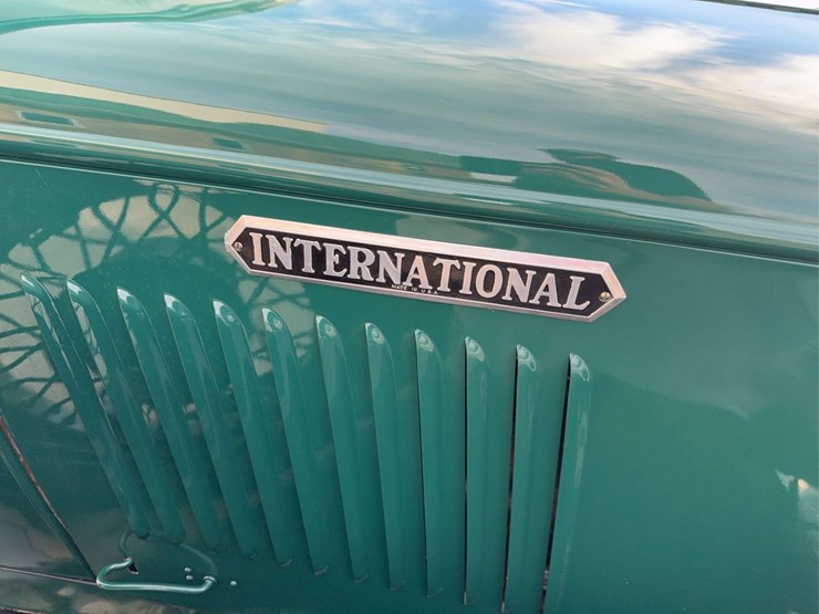 1934-international-c-1-canopy-express-image-35