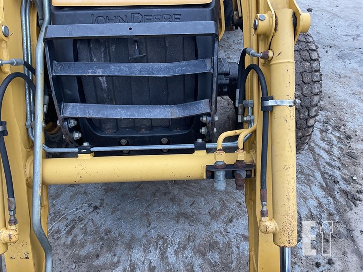 2003-deere-110-image-11