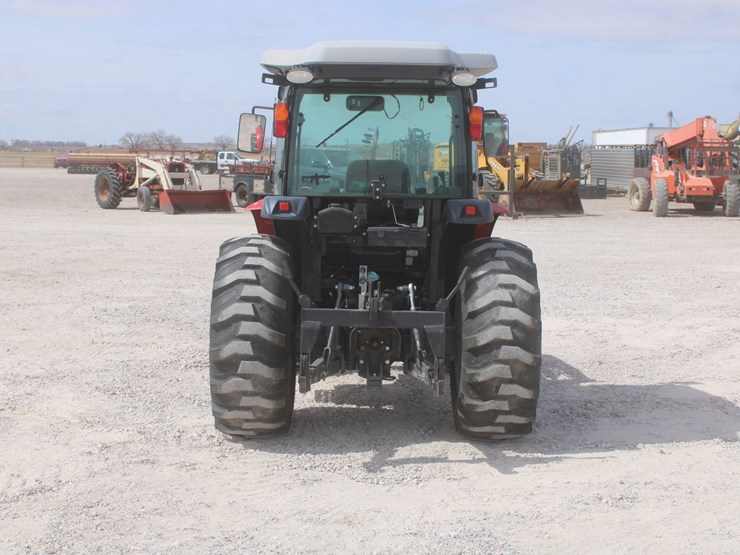 2018-massey-ferguson-1755m-image-6