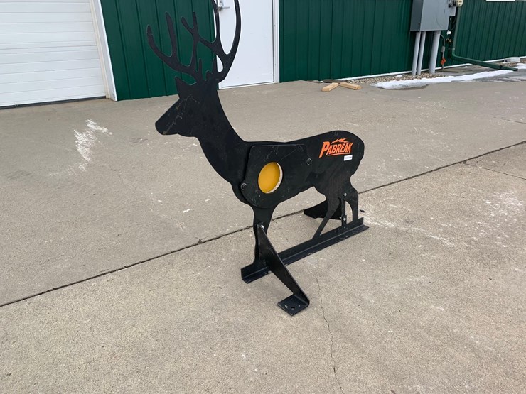 ar500-steel-deer-shooting-target-with-heart-flapper-image-1