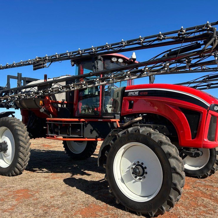 2010 APACHE AS1020