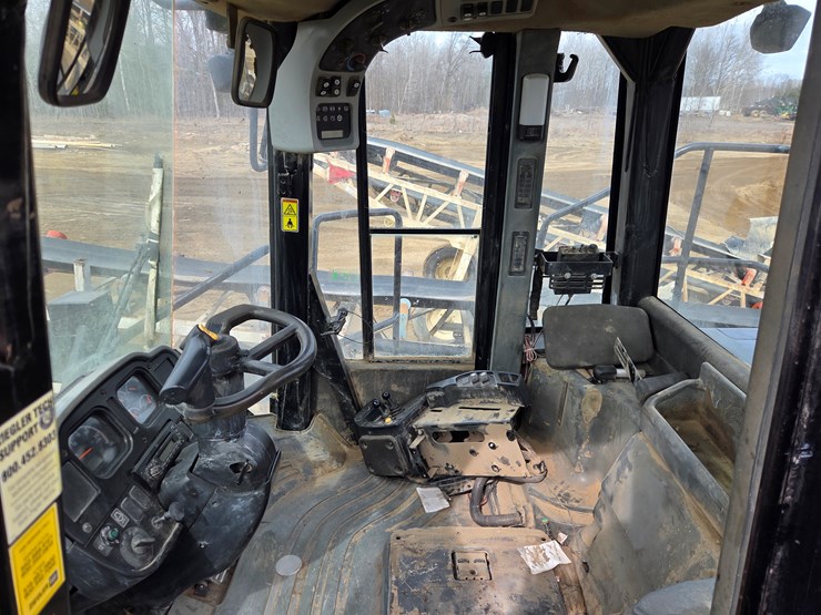 caterpillar-980h-image-37