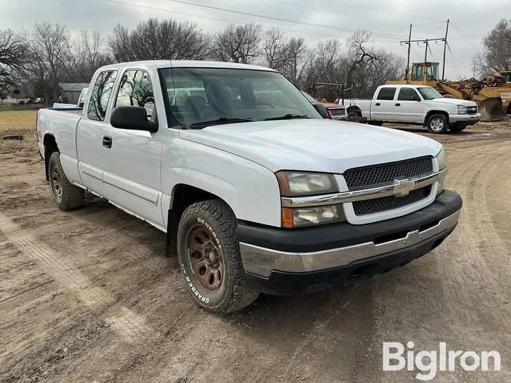 2005-chevrolet-silverado-1500-image-3
