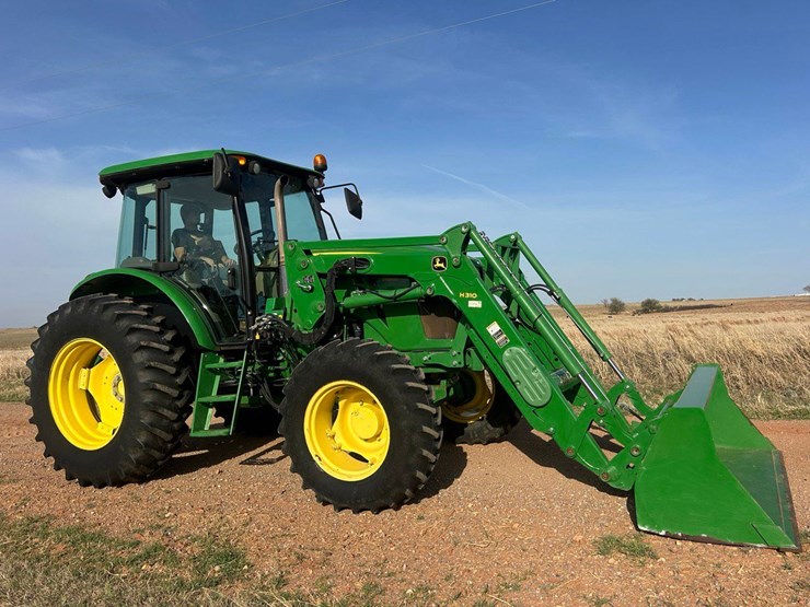 john-deere-6115d-image-1