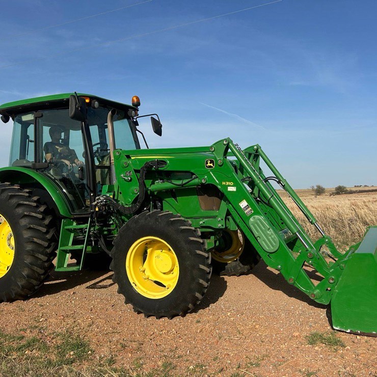 JOHN DEERE 6115D