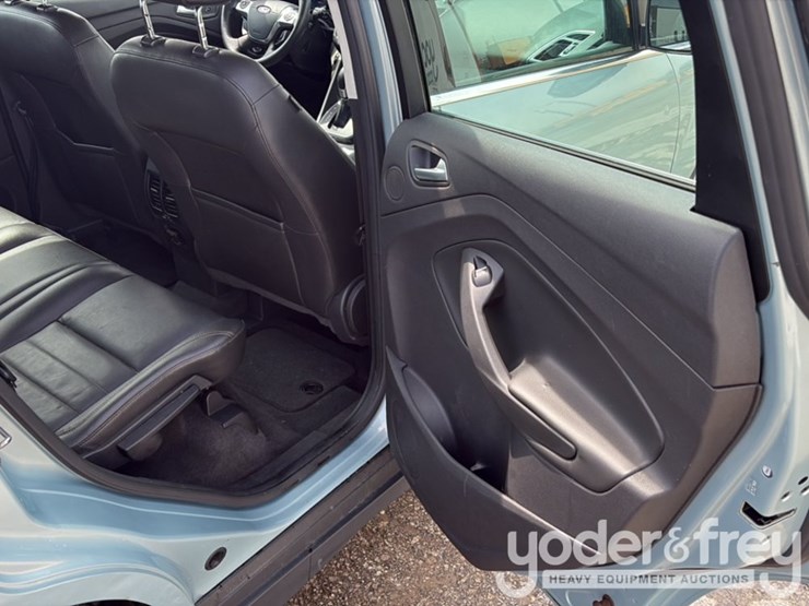 2013-ford-cmax-image-20