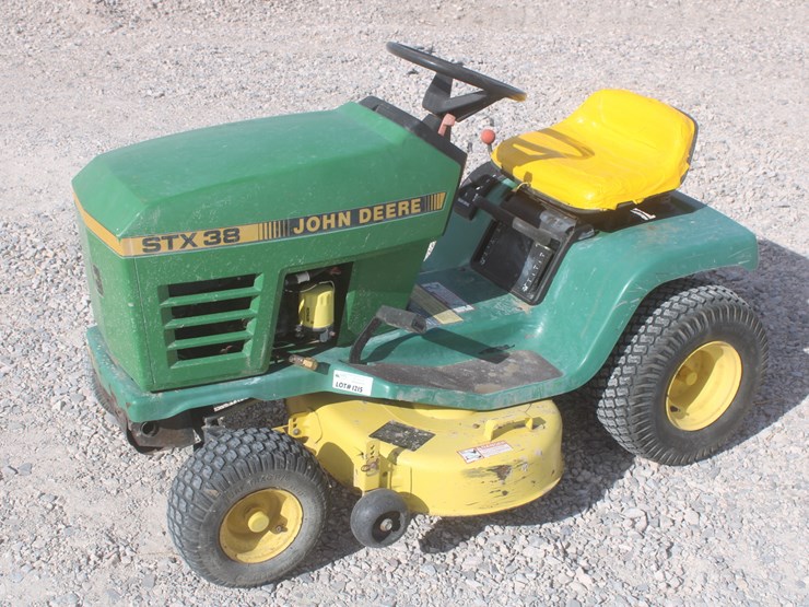 john-deere-stx38-image-1