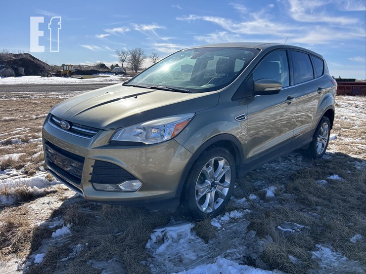 2013-ford-escape-sel-image-1