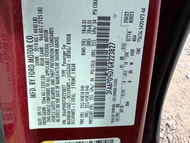 2015-ford-fusion-image-10