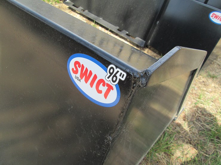 #44089-•-96"-skid-steer-snow/litter-bucket-image-4