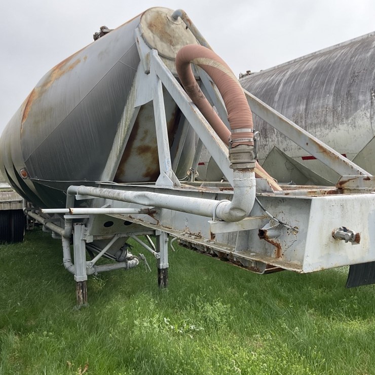 1973 FRUEHAUF Tanker