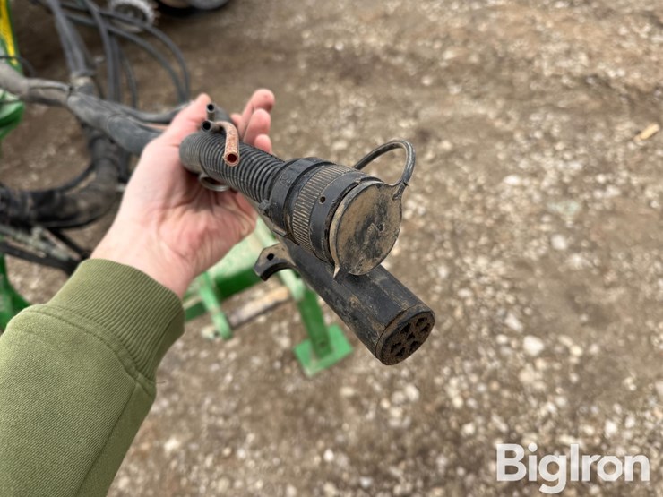 2009-john-deere-1770nt-ccs-image-10