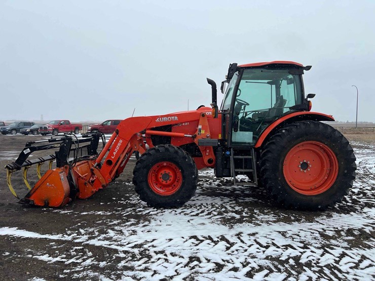 2016-kubota-m6-131-image-10