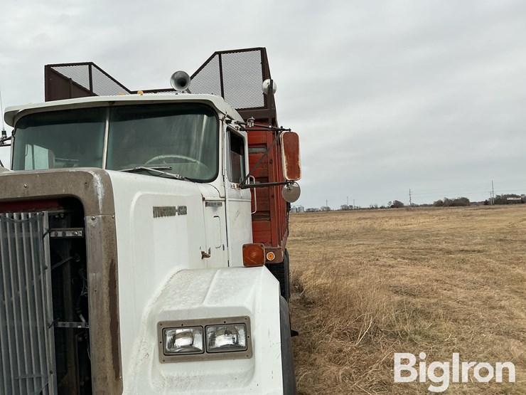 1979-western-star-4864-2-image-14