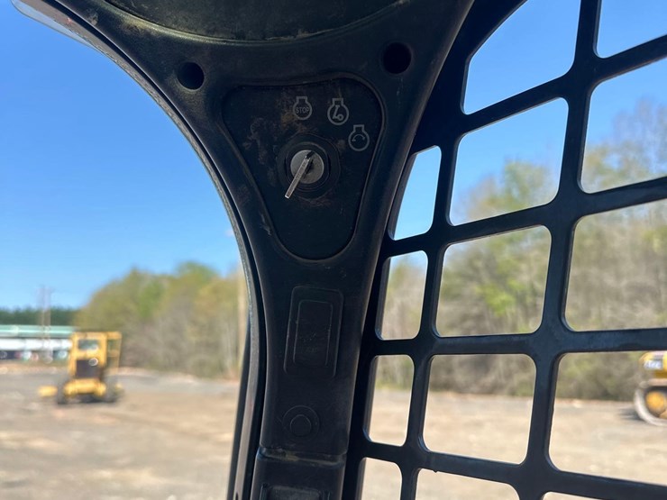 2016-bobcat-t650-image-18