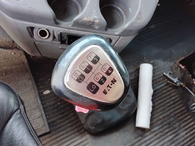 2015-freightliner-columbia-tractor-glider-2015-freightliner-columbia-3alxa7005fdgh5950-mileage:-image-22