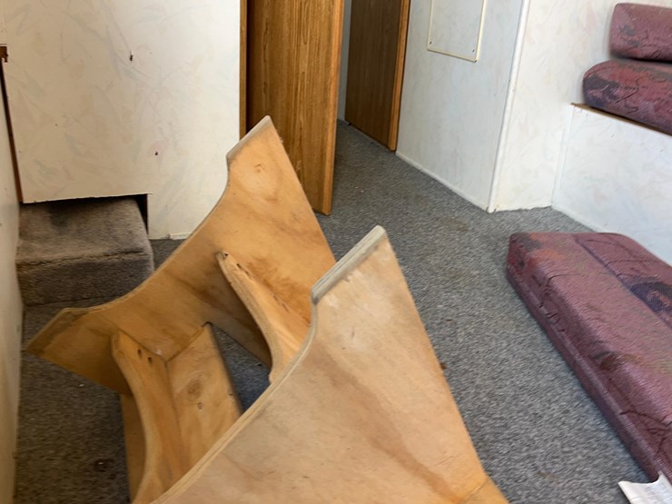 1997-gulf-stream-camper/office-image-28