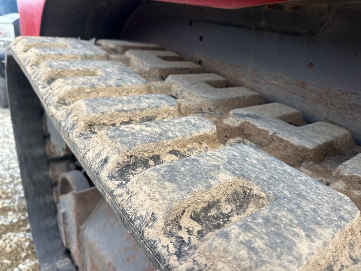 takeuchi-tl240-image-52