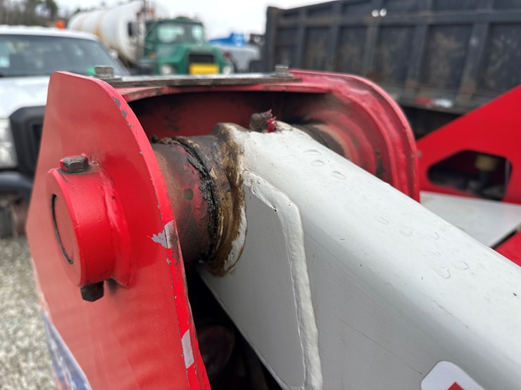 takeuchi-tl240-image-20