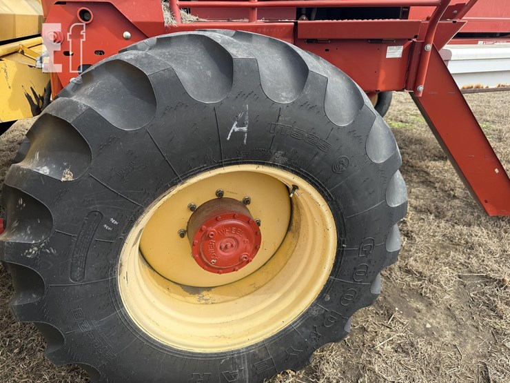 2008-new-holland-h8040-image-5