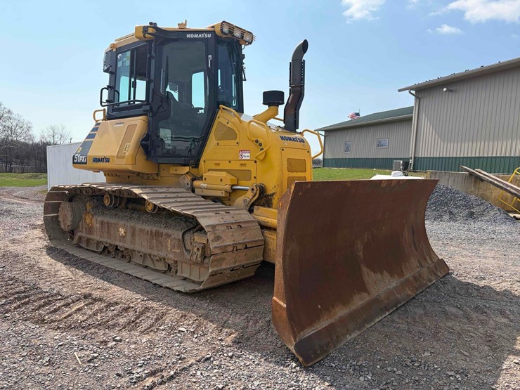 2020-komatsu-d51pxi-24-image-3