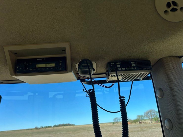 2011-john-deere-9230-image-34