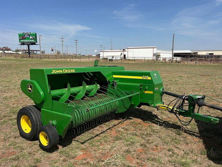 john-deere-348-image-1