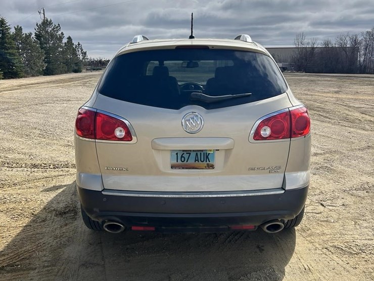 2011-buick-enclave-image-4