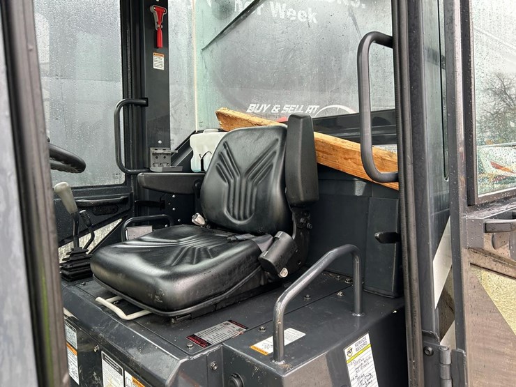 2016-yanmar-v4-7-image-16