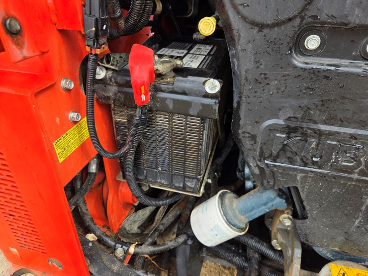 kubota-ssv75-image-26