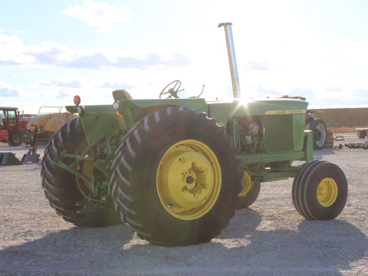john-deere-4620-image-10