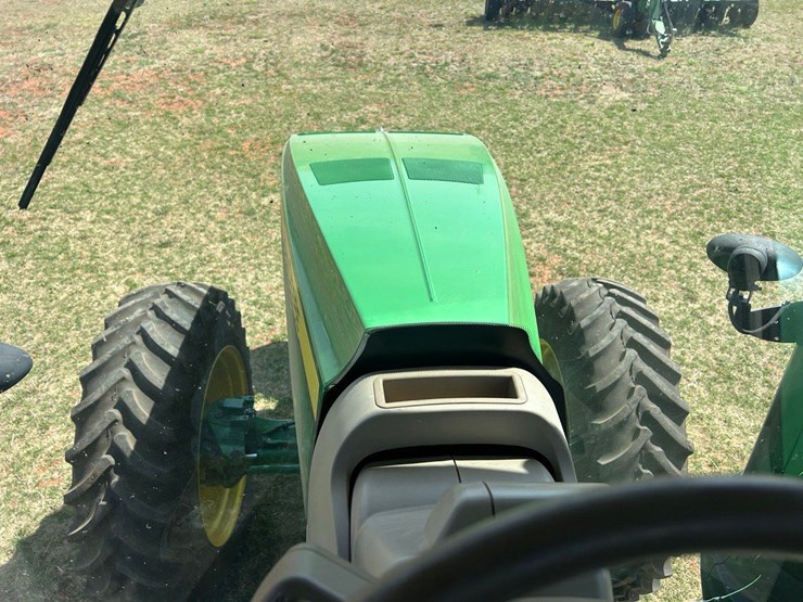2017-john-deere-8270r-image-32