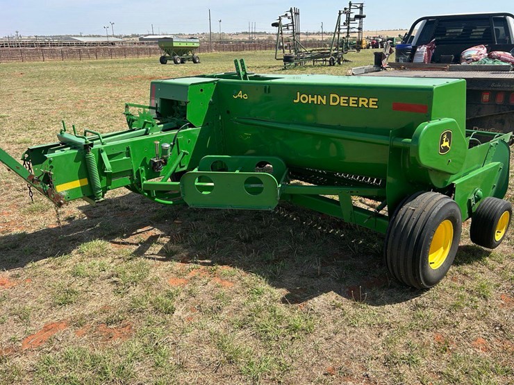 john-deere-348-image-3