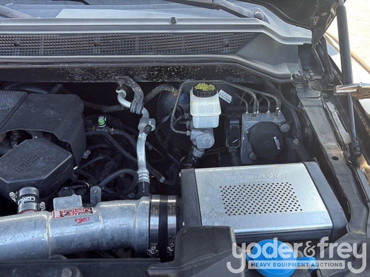 2011-nissan-titan-image-52