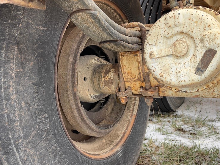 2010-dakota-belly-dump-trailer-image-8