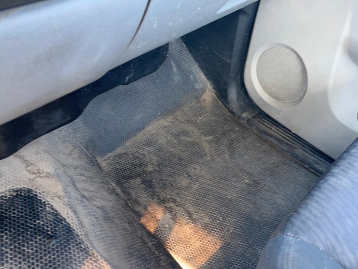 2010-chevrolet-2500-image-20