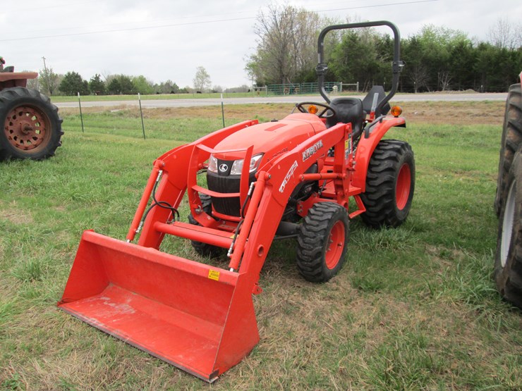 kubota-l3301-image-1