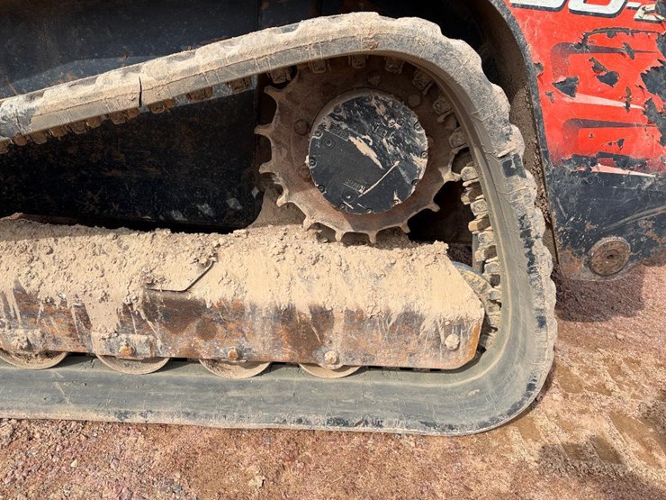 kubota-svl90-2-image-9