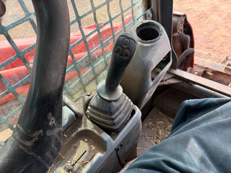 kubota-svl90-2-image-34