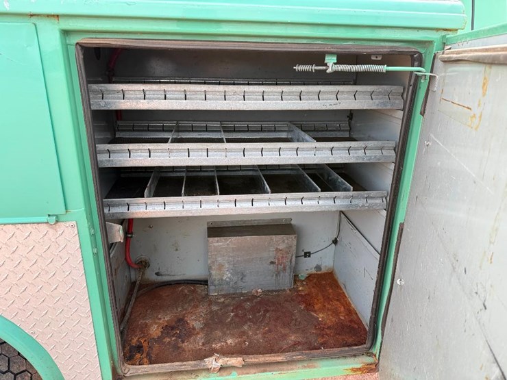 ford-f450-xl-image-26